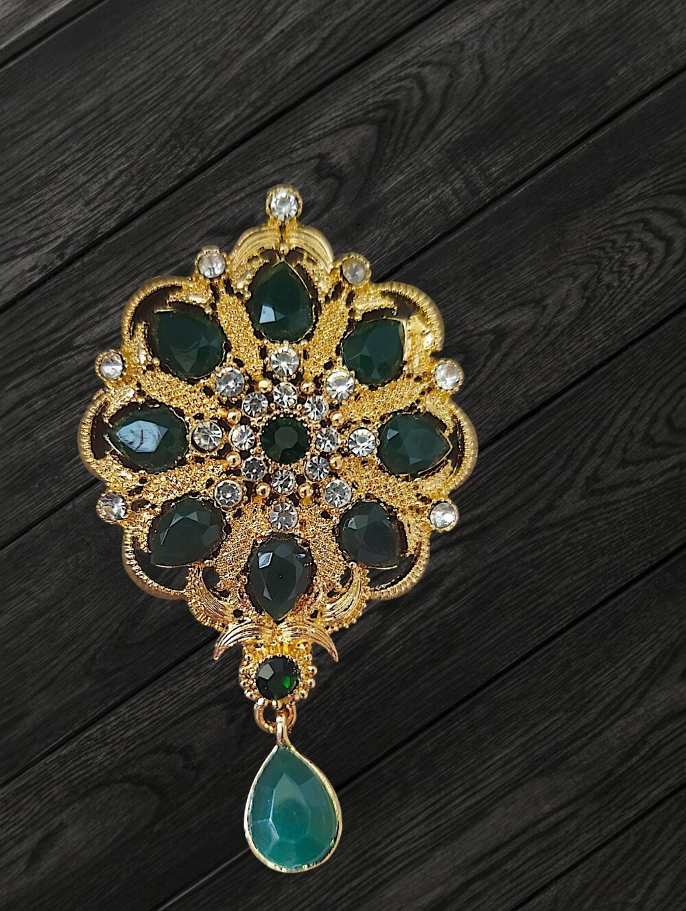 Green Cabochon Teardrop Brooch